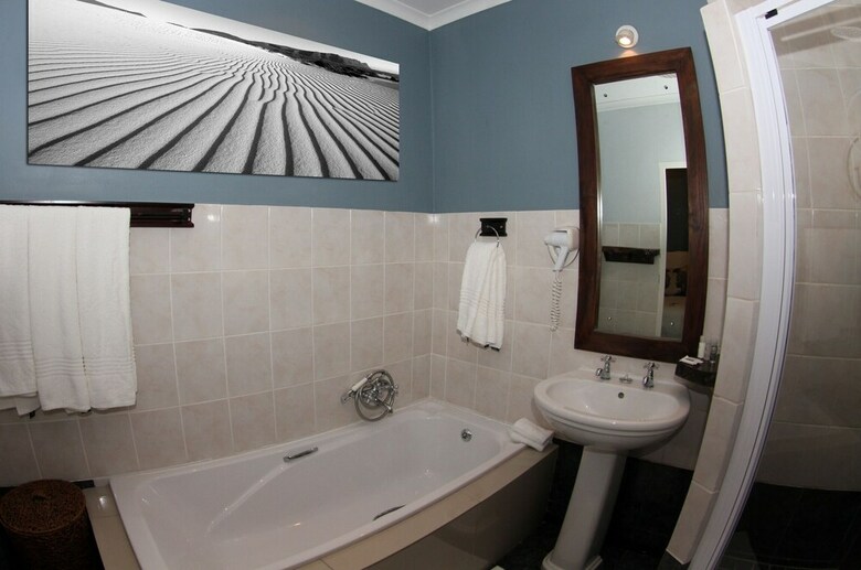 The Roundhouse - Self Catering