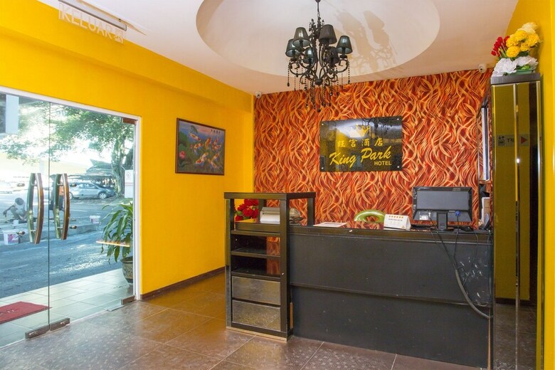 Oyo 44037 King Park Hotel