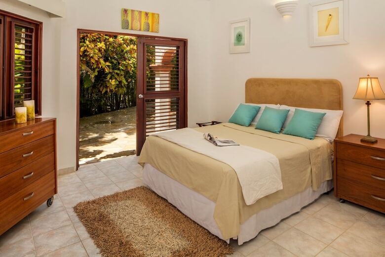 Sea Horse Ranch Villa 75