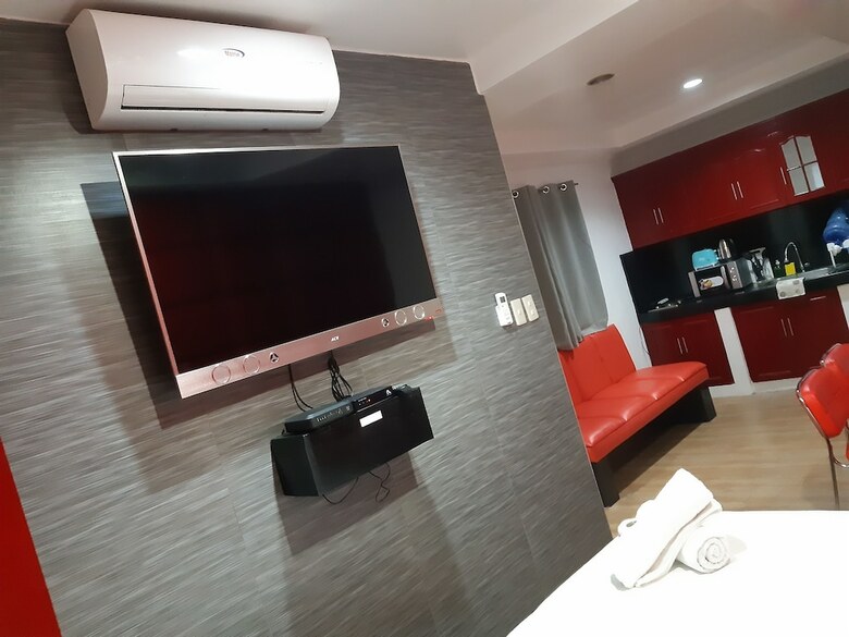 Luxury Suites A