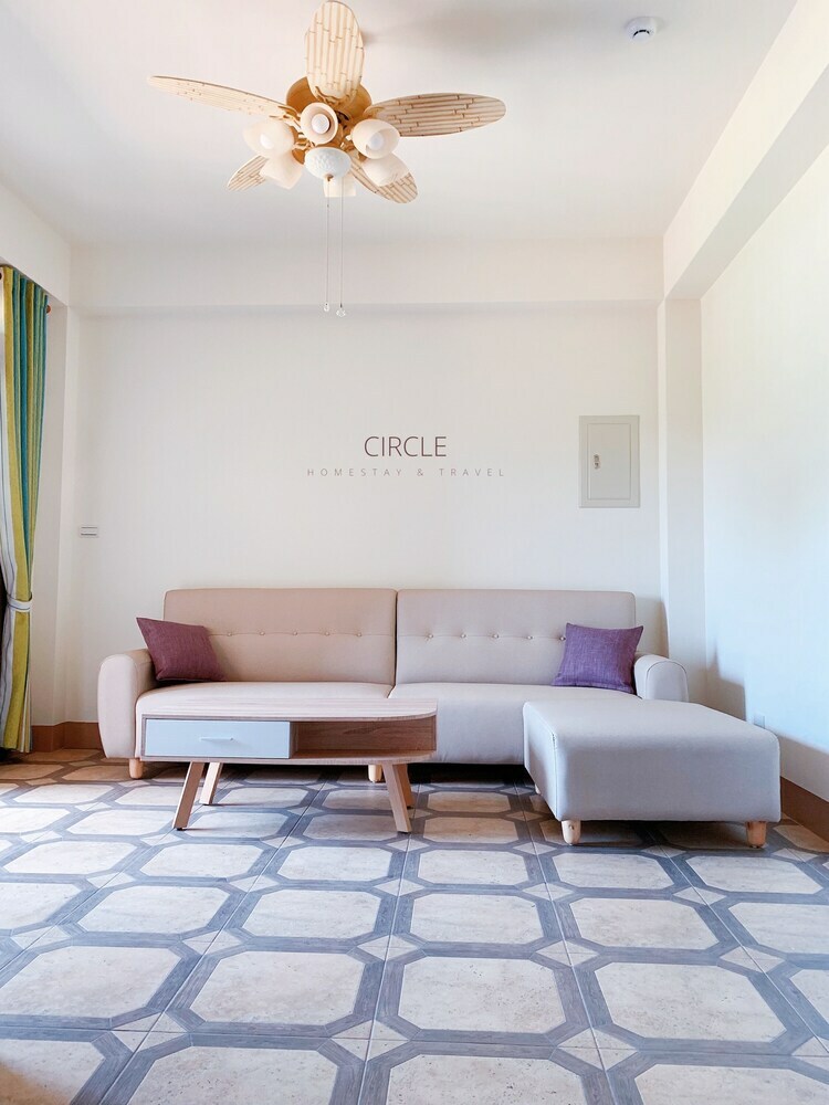 Hotel Circle Circle Homestay
