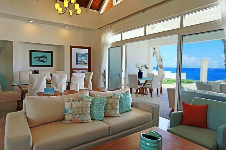 Ocean Front Villa Deluxe 3 Bedroom
