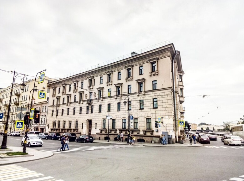 Apartments On Fontanka 12