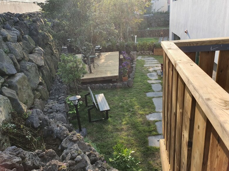 Hotel Bombom Guesthouse