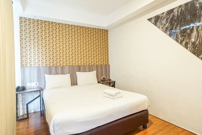 Hotel Sanrina Makassar