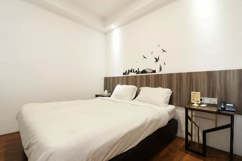 Hotel Sanrina Makassar