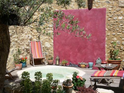 Bed & Breakfast Maison D'h�te La Tourette