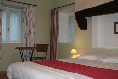 Hotel Domaine De Lesvaniel