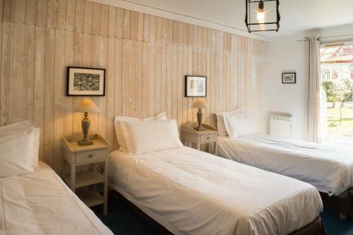 Hostal Maison De M�zos