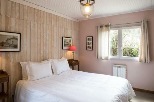 Hostal Maison De M�zos