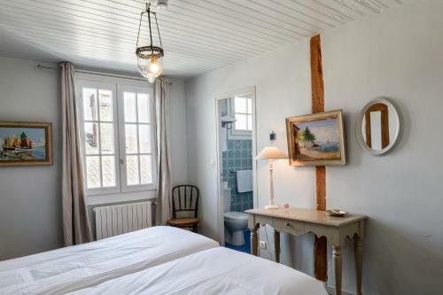 Hostal Maison De M�zos