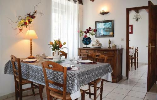 Holiday Home Rue Jarl Priel