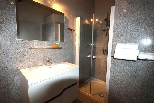 Hotel Ch�teau D'island V�zelay