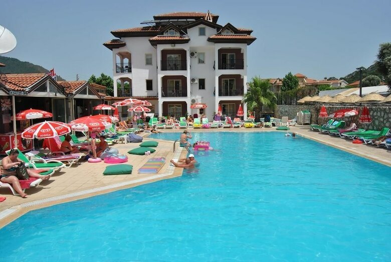 Hotel Club Ekinci Palace