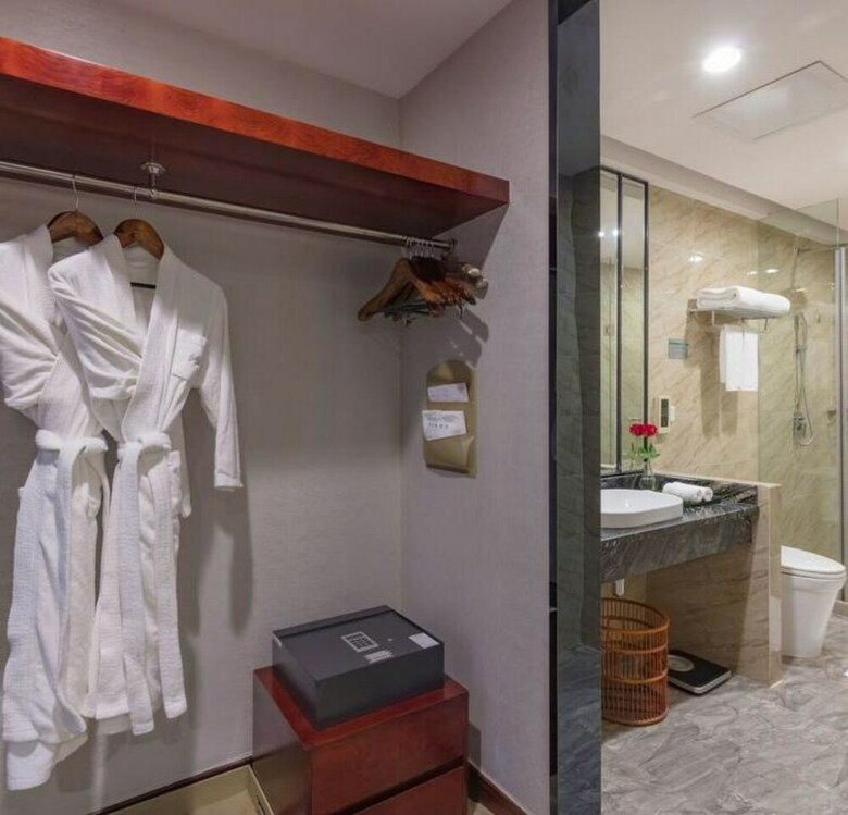 Zhuhai Manhatton Hotel