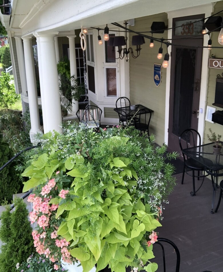 La Maison de Ville - Bed & Bistro
