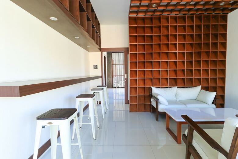 Hotel Kak Garden Inn