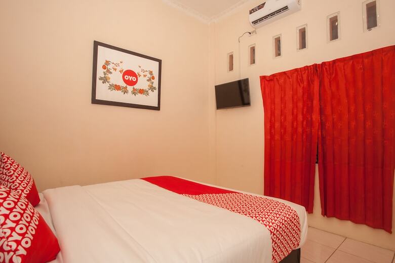 Hostal Oyo 1031 Zk Home Stay