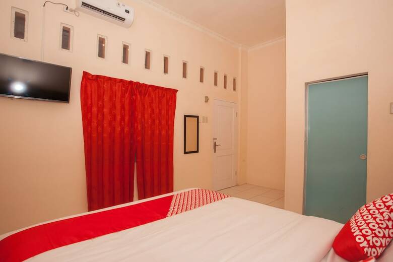 Hostal Oyo 1031 Zk Home Stay