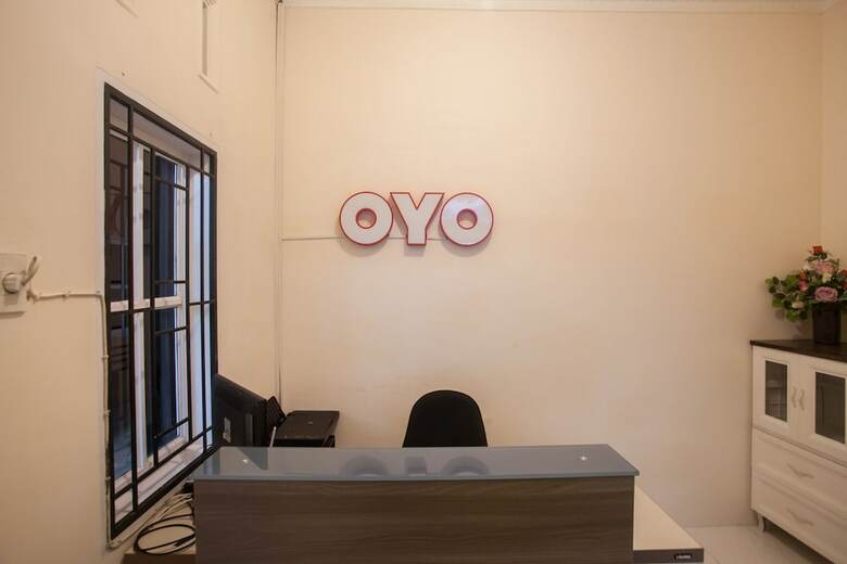 Hostal Oyo 1031 Zk Home Stay