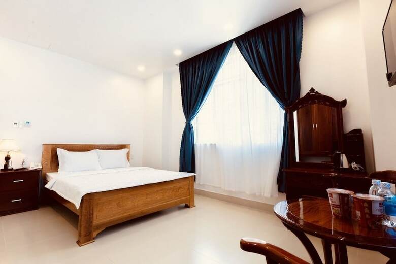 Tuyet Hien Hotel