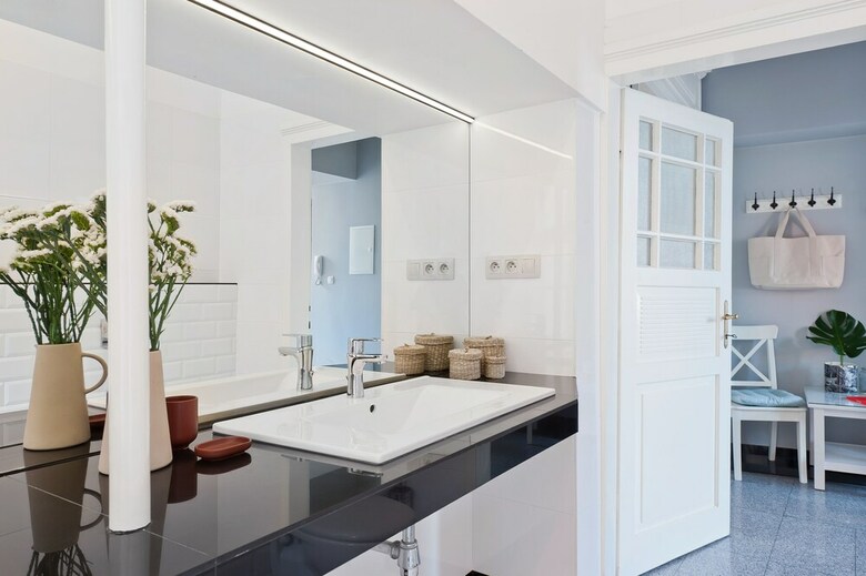 Square Apartment By Loft Affair