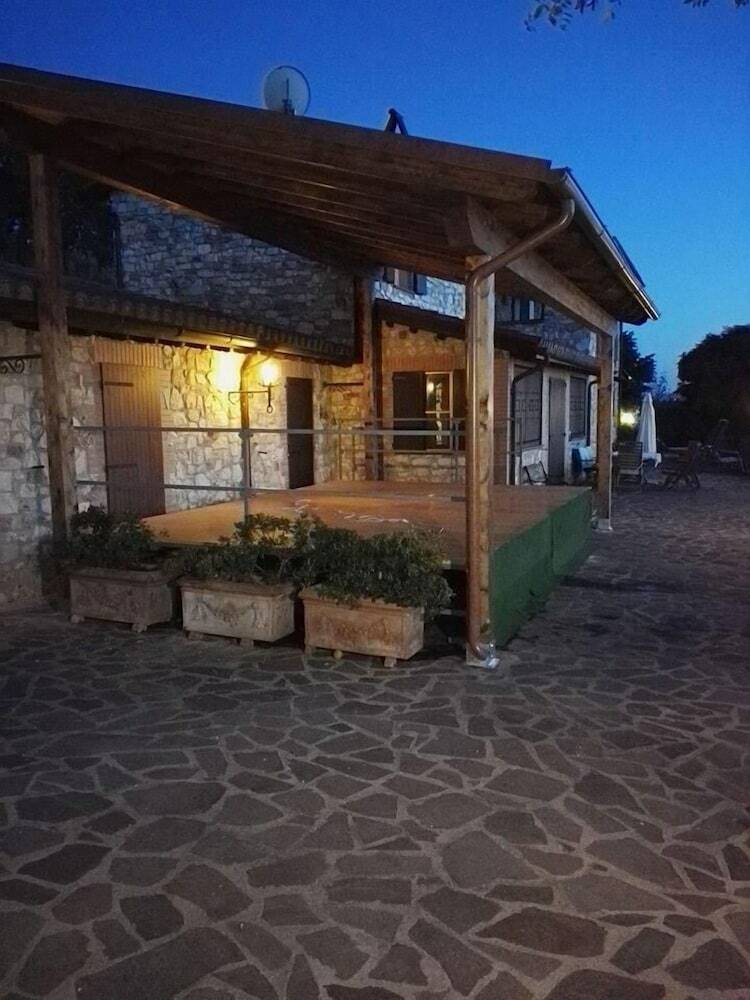 Agroturismo Bed And Breakfast Casale Roshlee