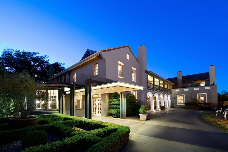 Peppers Mineral Springs Hotel