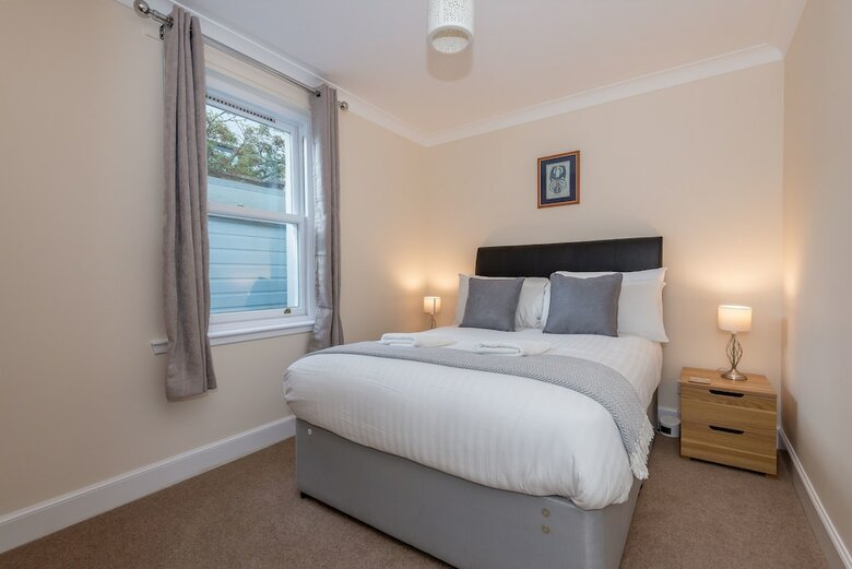 Achaniar Cottage - Central St Andrews