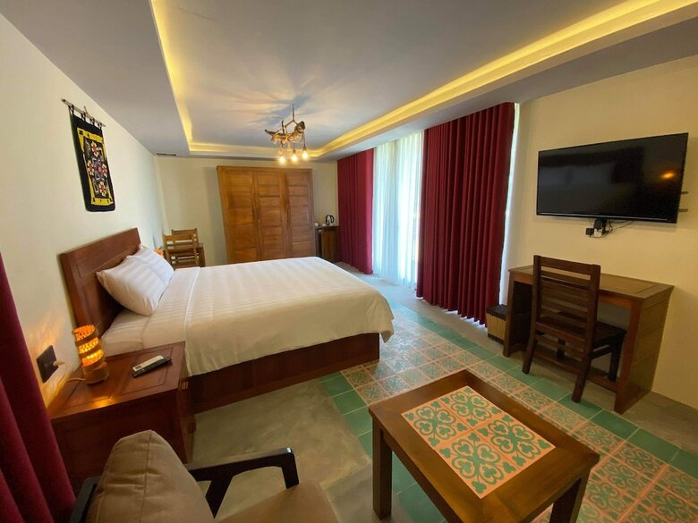 Hotel Pink Tulip Hoi An