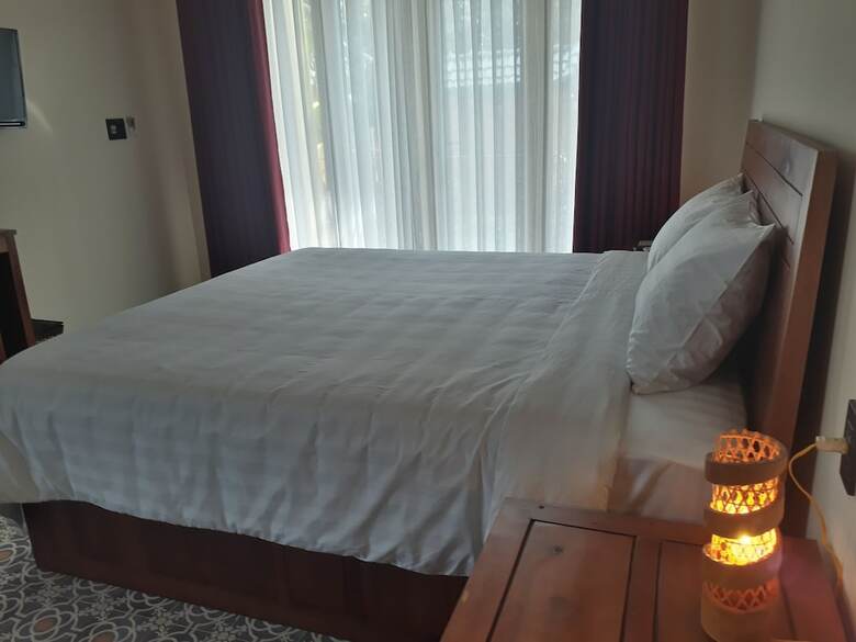 Hotel Pink Tulip Hoi An