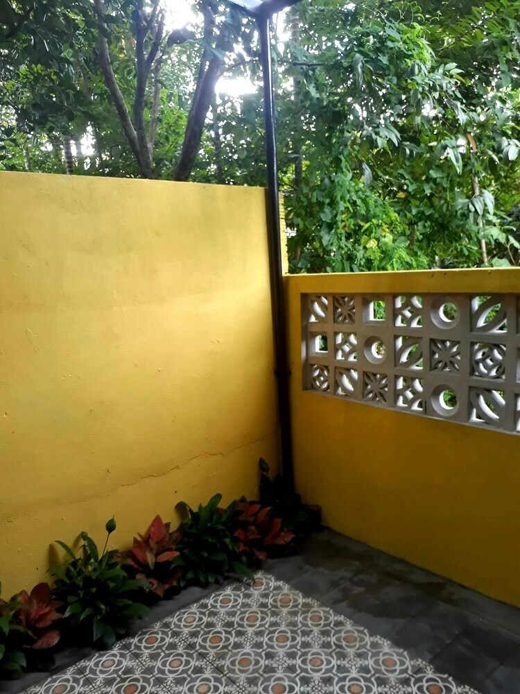 Hotel Pink Tulip Hoi An