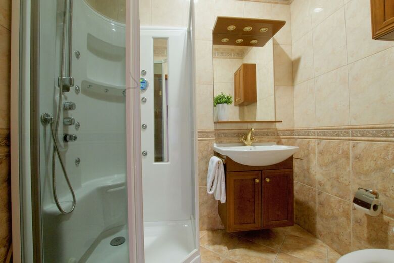 Luxury Apartment By Hi5 - Lovag Suites