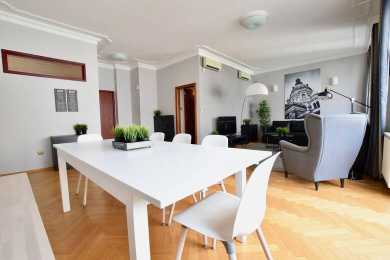 Luxury Apartment By Hi5 - Lovag Suites