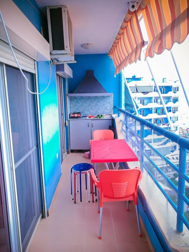 Sea View Apartment