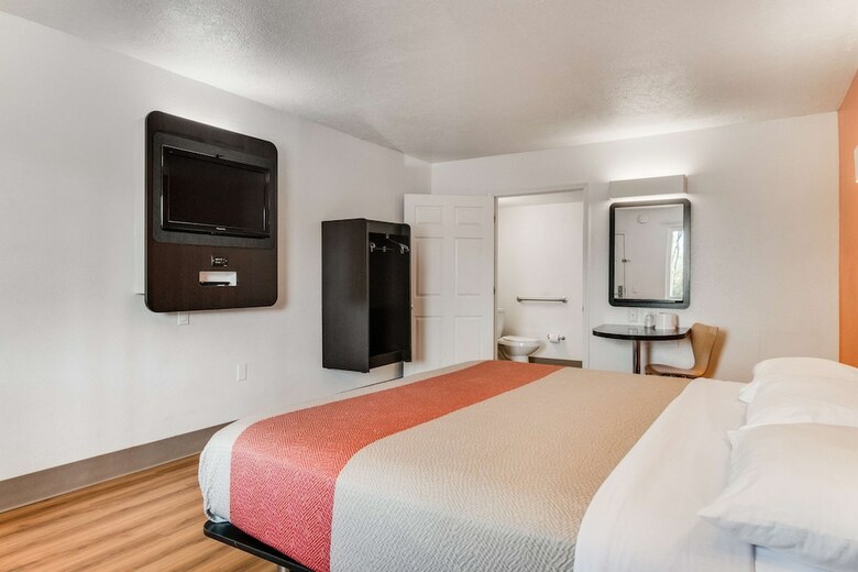 Motel 6 Youngstown, Oh