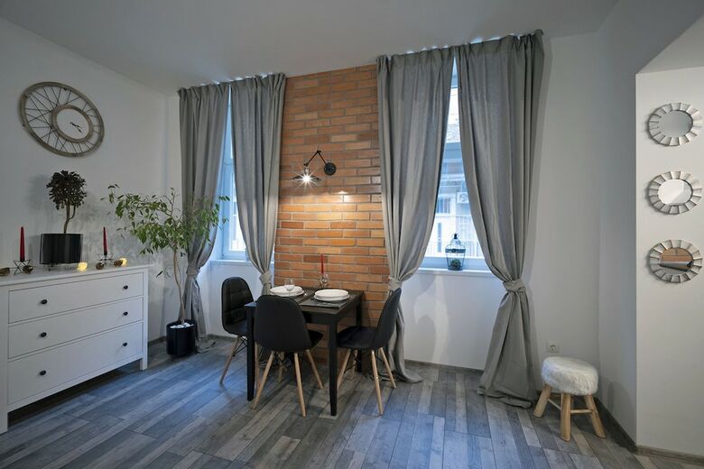 Standard Apartment By Hi5 -ak�cfa 57