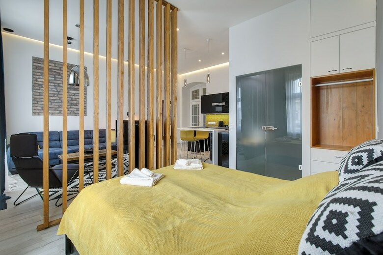 Luxury Apartment By Hi5 - Andr�ssy Suite