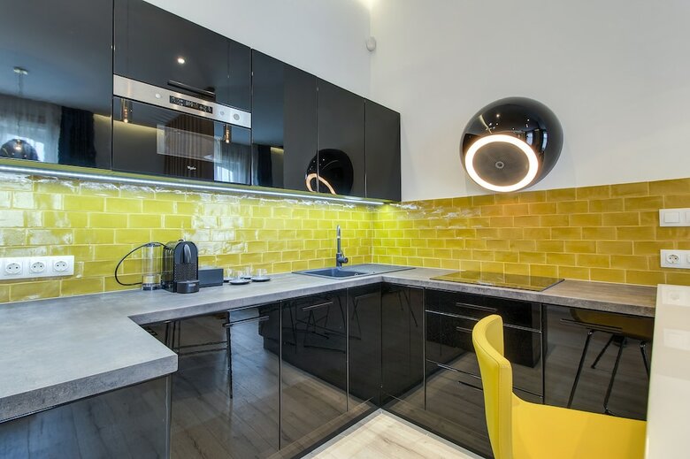 Luxury Apartment By Hi5 - Andr�ssy Suite