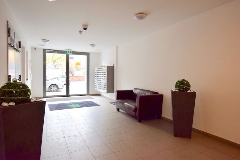 Standard Apartment By Hi5 - Garay