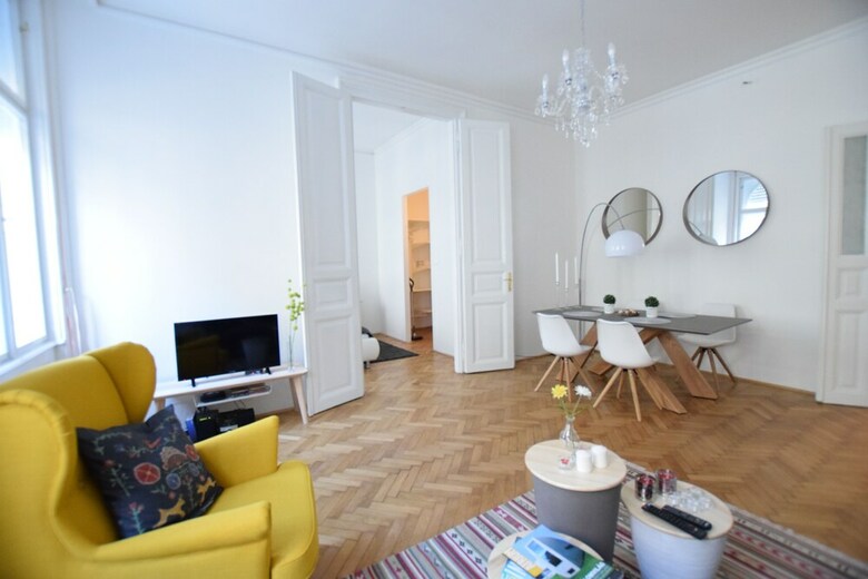 Standard Apartment By Hi5 - R�zsa Street