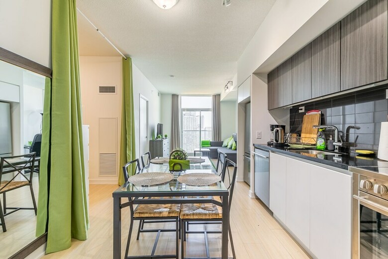 Simply Comfort Stunning Downtown Condos