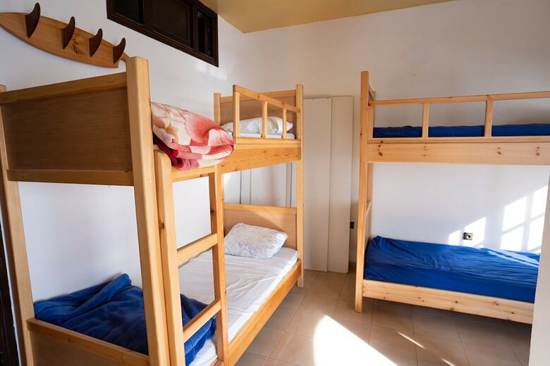 Hostal Oceana Surf Camp - Hostel