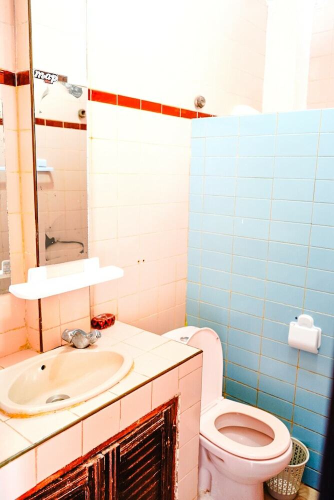 Hostal Oceana Surf Camp - Hostel