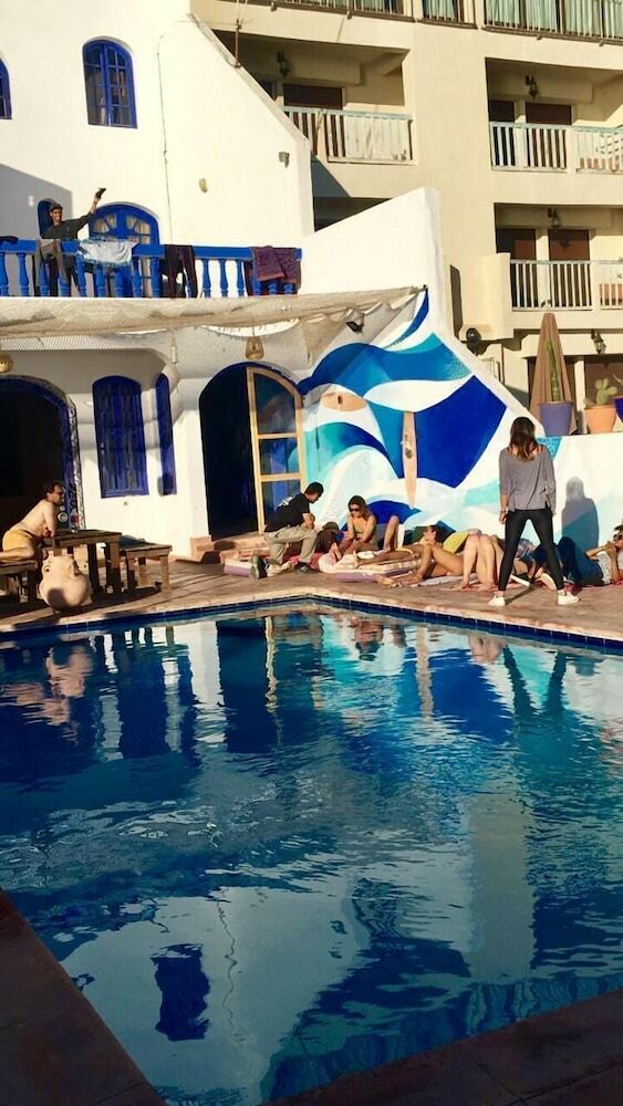 Hostal Oceana Surf Camp - Hostel