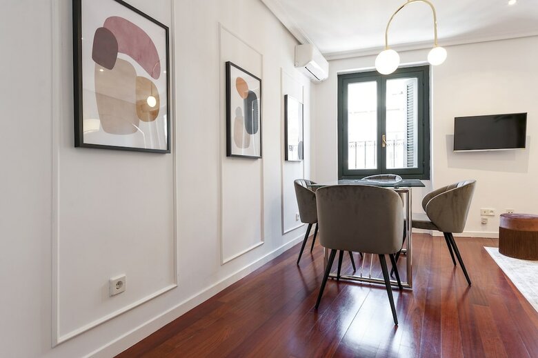 Apartamentos Plaza Espa�a VII