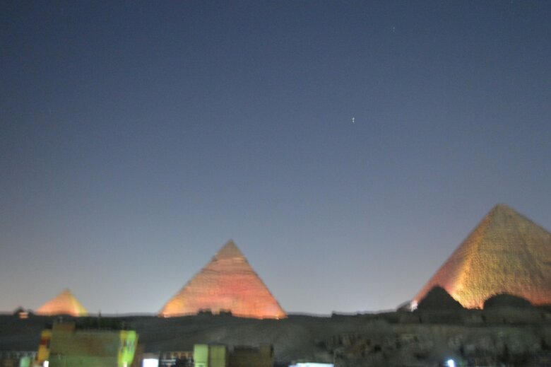 Bed & Breakfast Comfort Pyramids Inn