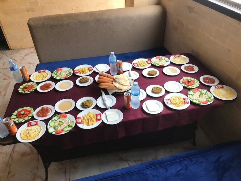 Bed & Breakfast Comfort Pyramids Inn