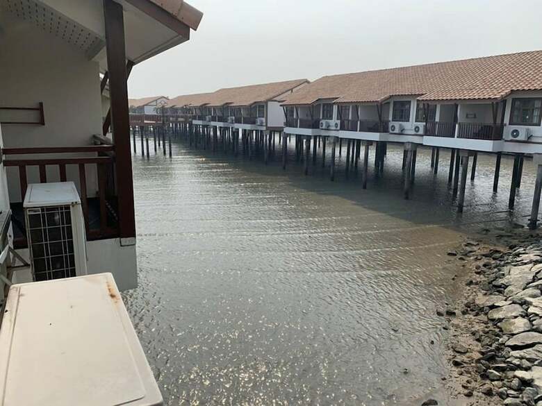 Hotel Water Chalet Pd By Alpine