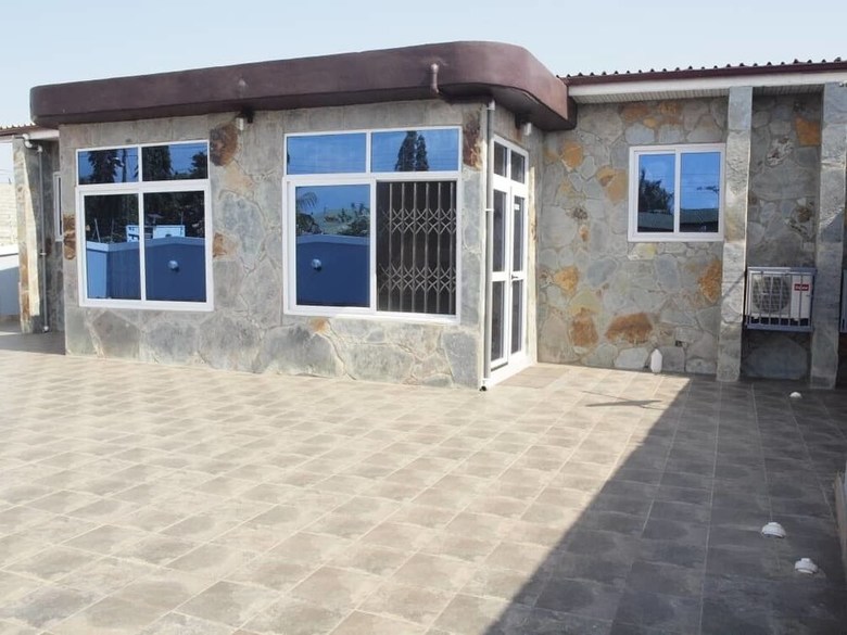 Hotel Lady M Guest House